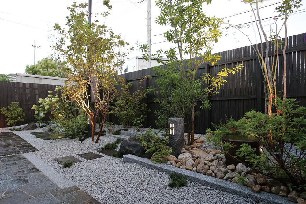 株式会社 岡本ガーデン