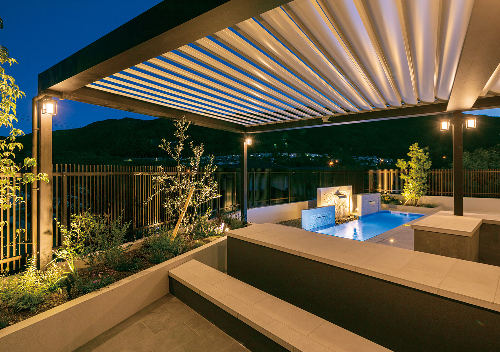 株式会社 ひまわりライフ