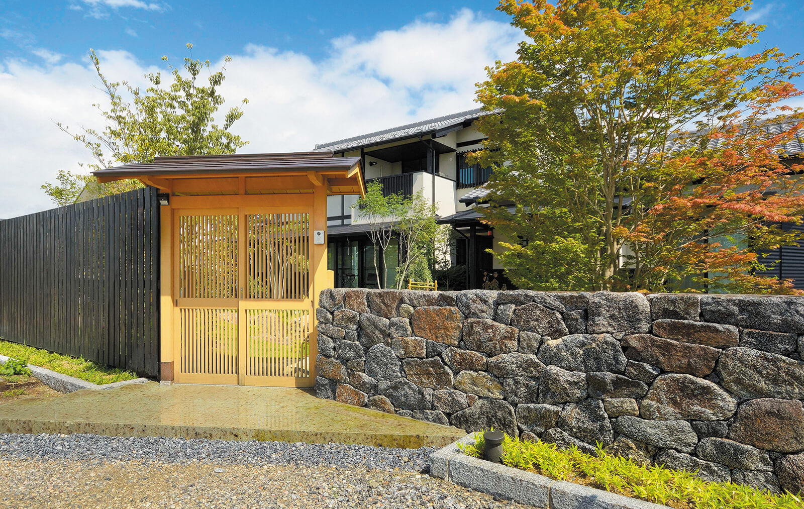 センスオブリゾート株式会社（COLOR GARDEN）