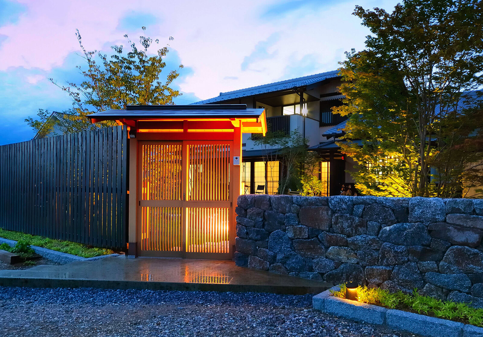 センスオブリゾート株式会社（COLOR GARDEN）