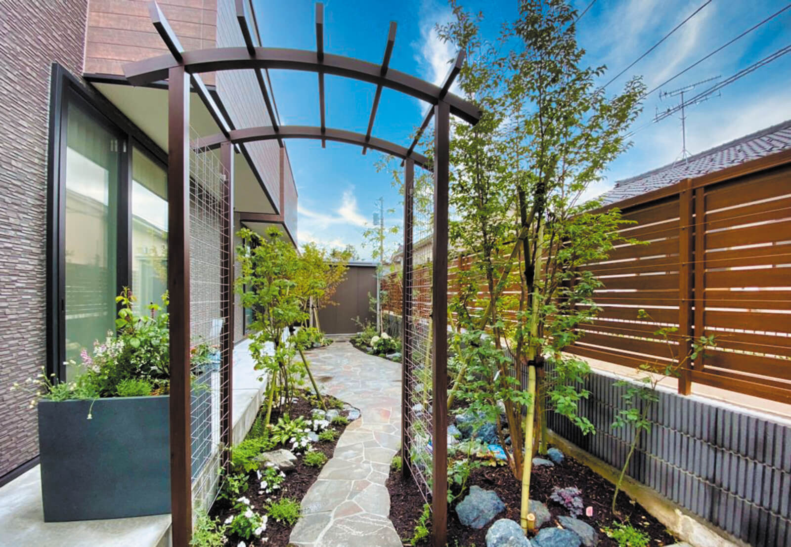 有限会社新光園/ガーデンスタジオ雅楽庭