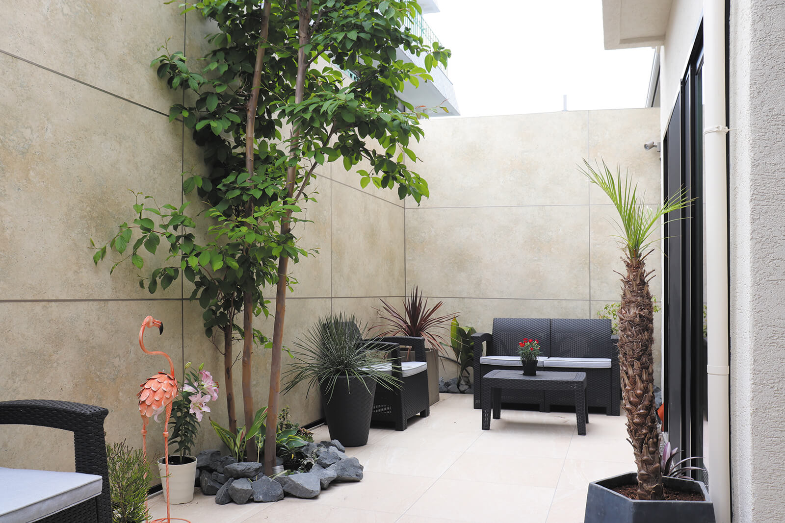 株式会社今井庭苑