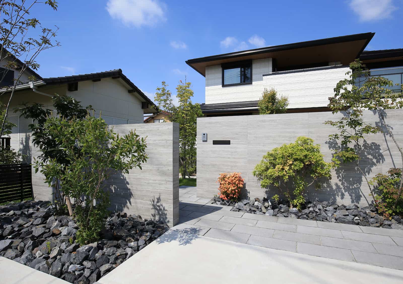 クラウンエクステリア株式会社