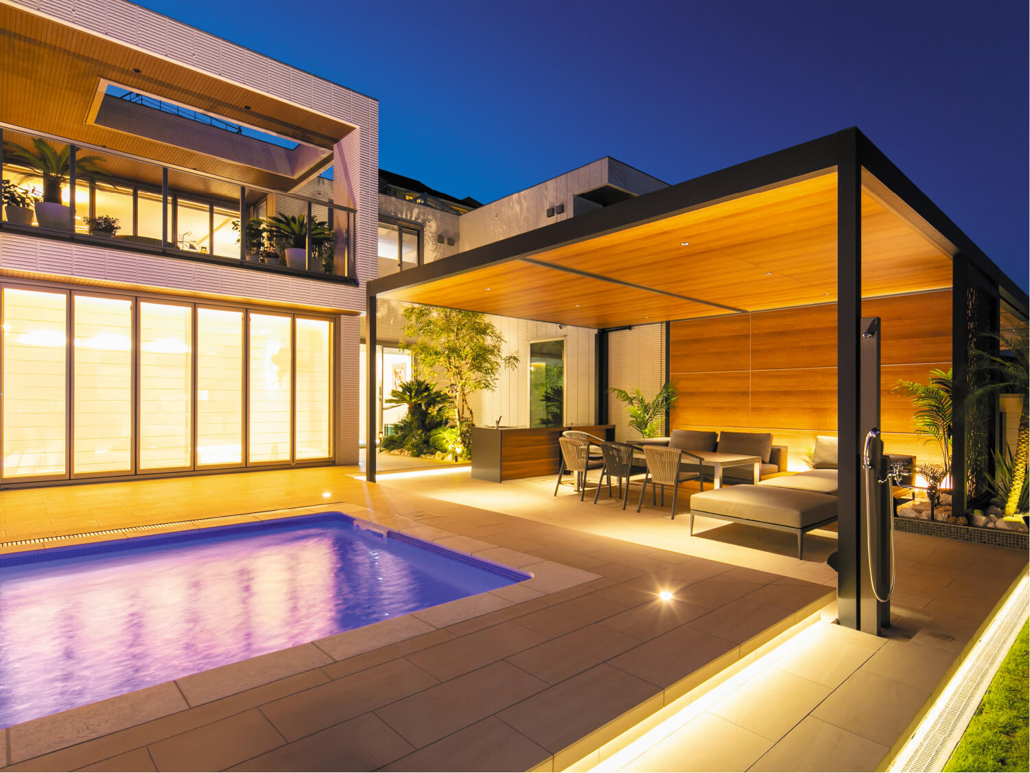 株式会社ひまわりライフ