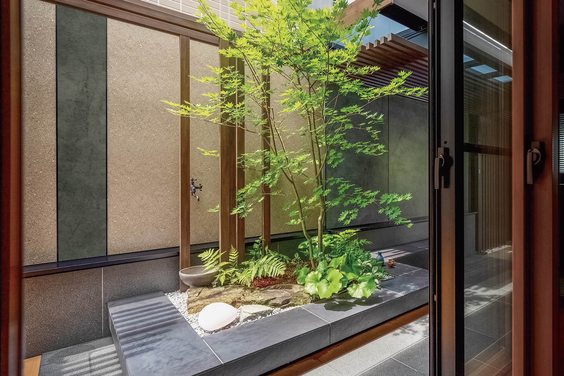 株式会社坂井工業所