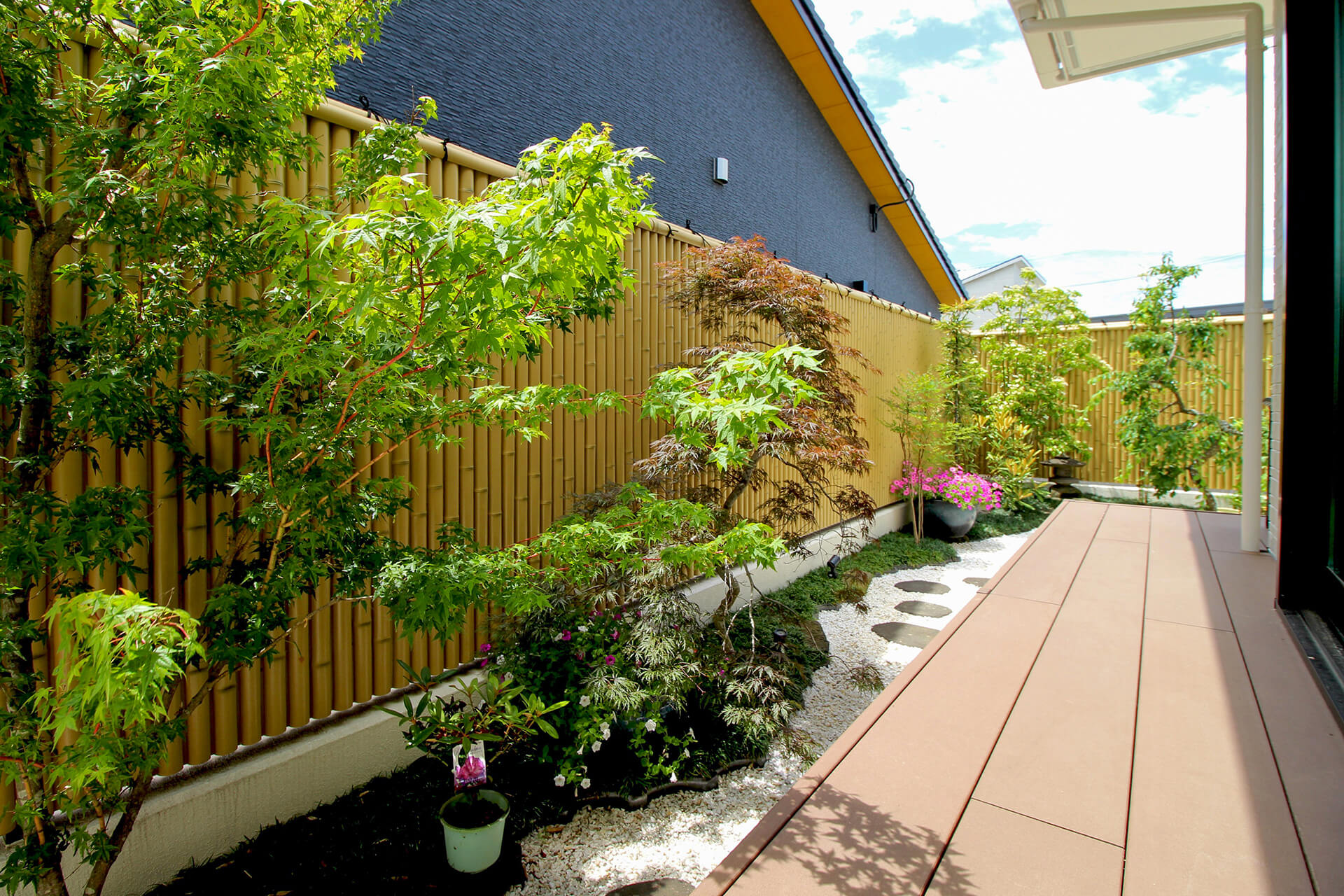 アウテリアタイガー株式会社