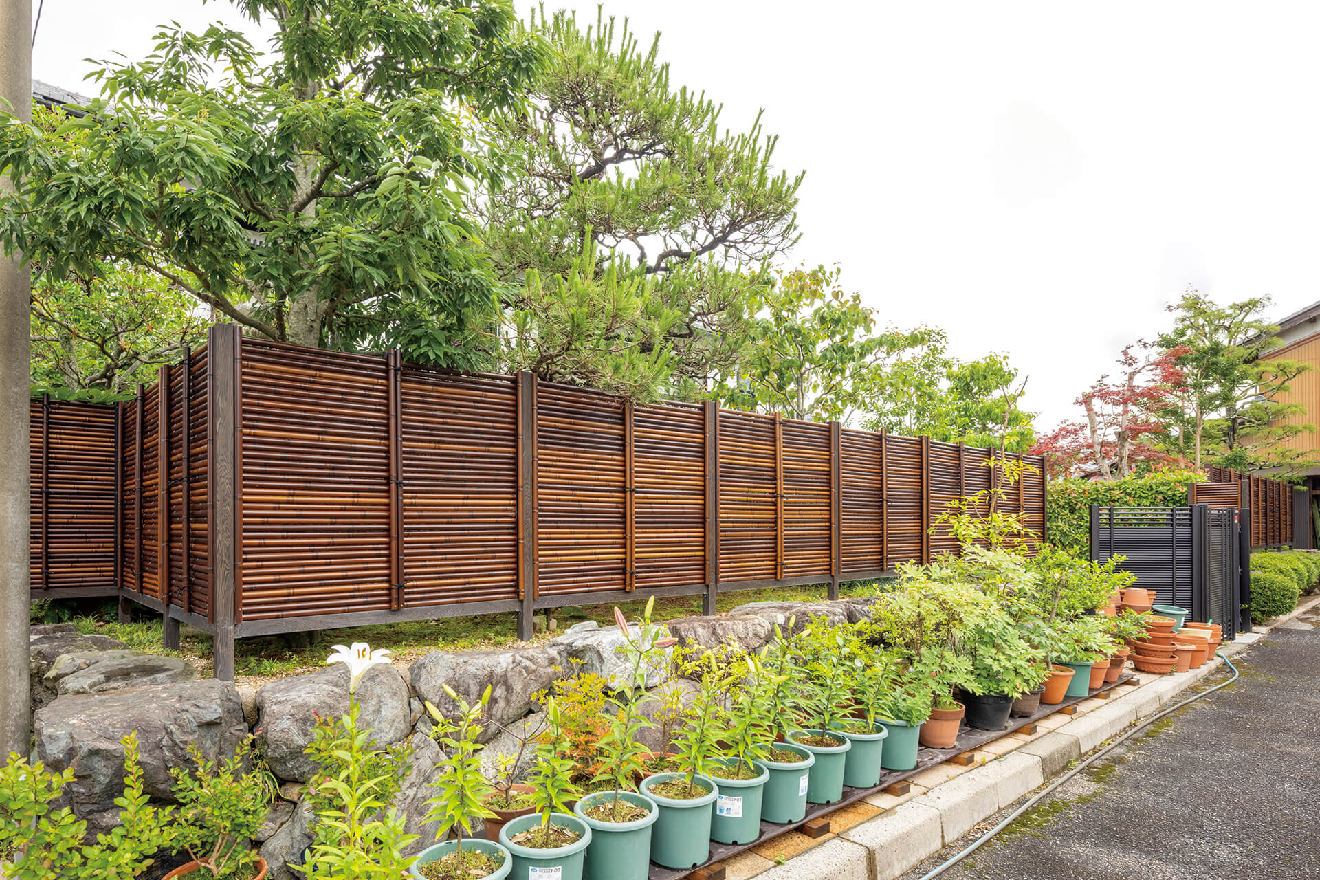 有限会社キャリオン 庭冨